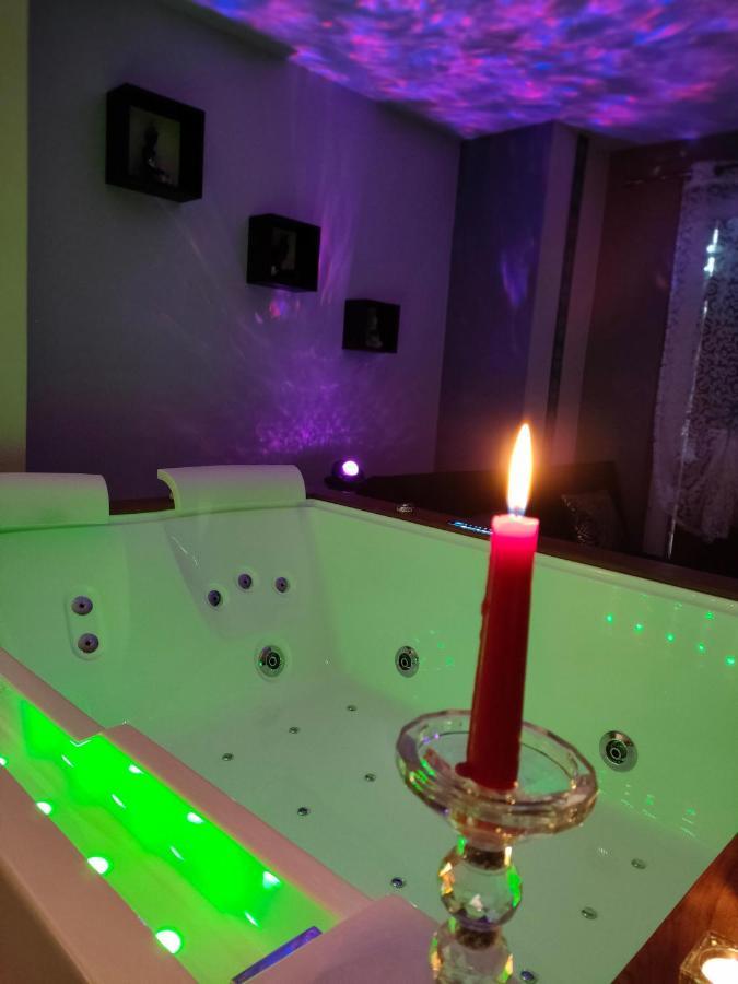Loft Avec Baignoire Spa Lecrin Romantique Ochancourt Zewnętrze zdjęcie